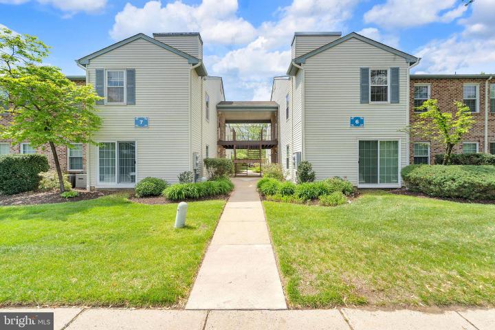 Photo of 44 Village Lane