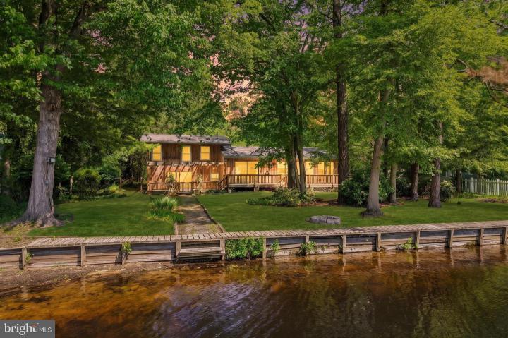 Photo of 34 Oakwood Drive