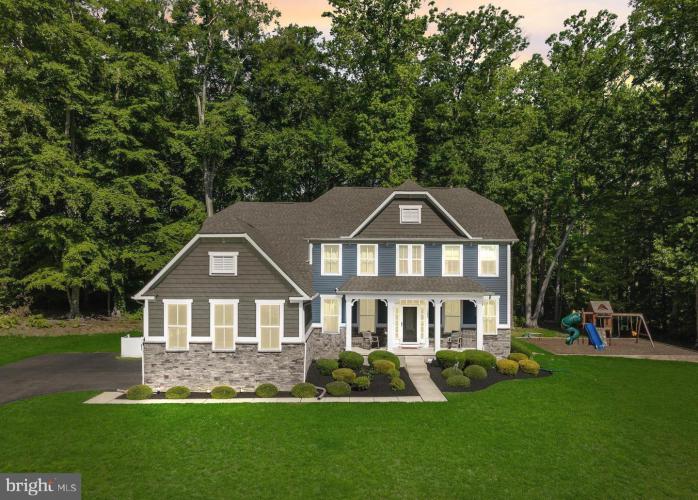 Photo of 1208 Peach Tree Court
