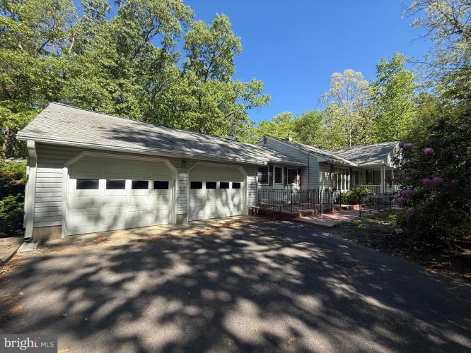 Photo of 229 Oakshade Road