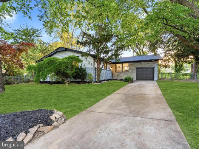 Photo of 153 Pebblebrook Lane