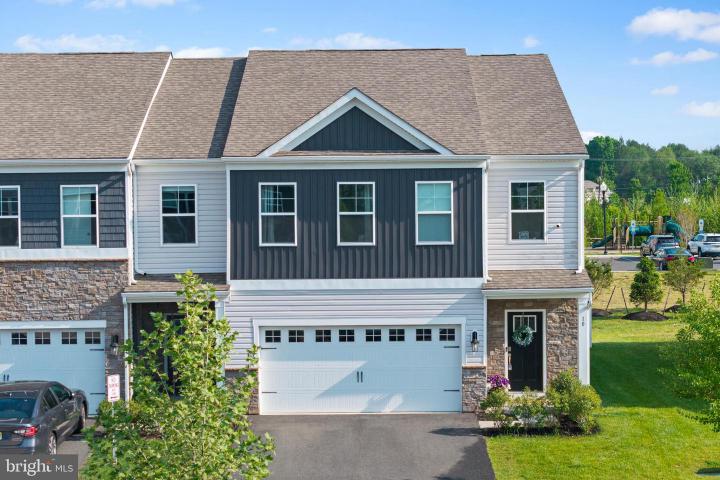 Photo of 10 Roberta Way