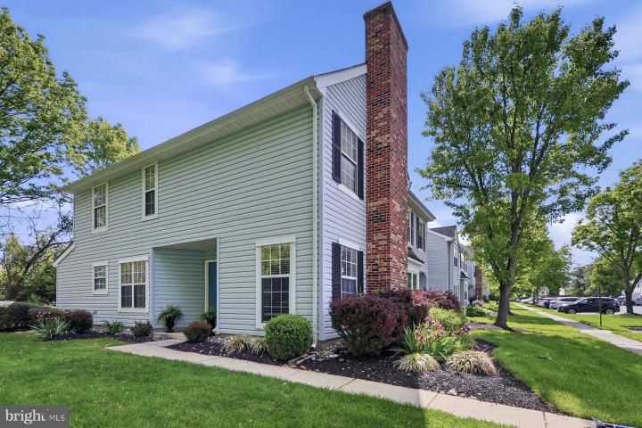 Photo of 601 Lindsley Court