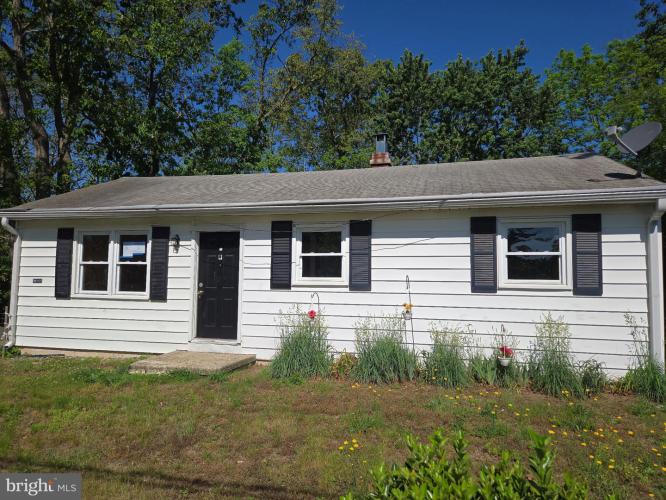 Photo of 8 Spruce Boulevard, Browns Mills NJ