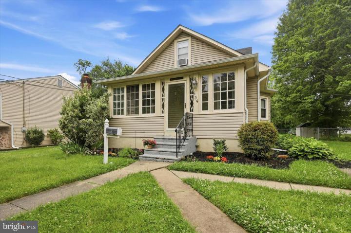 Photo of 534 Buttonwood Avenue
