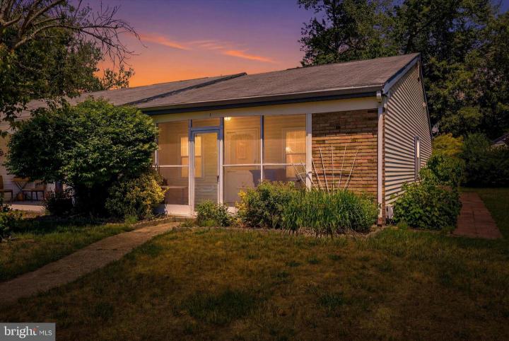 Photo of 135 Huntington Drive