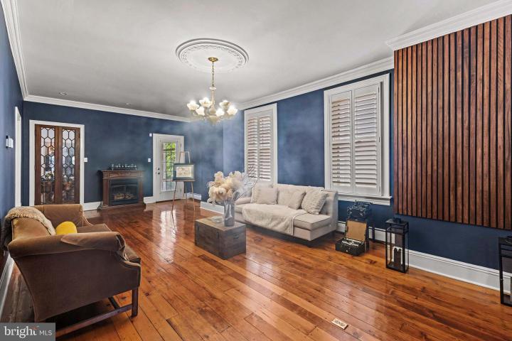 Photo of 126 E Union Street