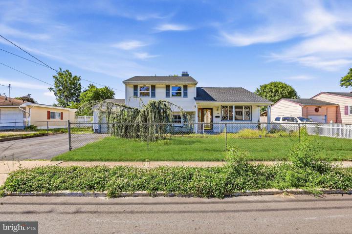 Photo of 14 Lancaster Drive