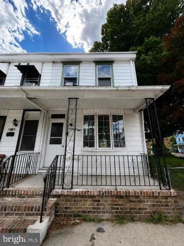 Photo of 438 Saint Mary Street