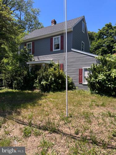 Photo of 677 Monmouth Road, Wrightstown NJ