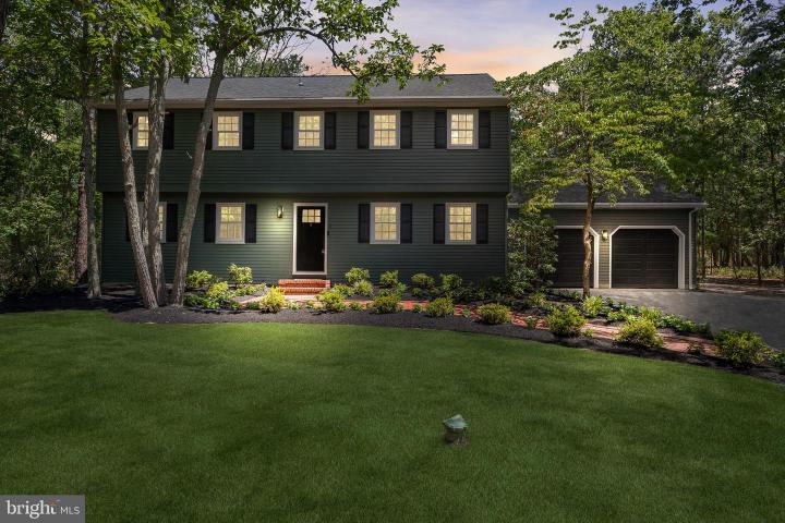 Photo of 2 Woods Edge Court