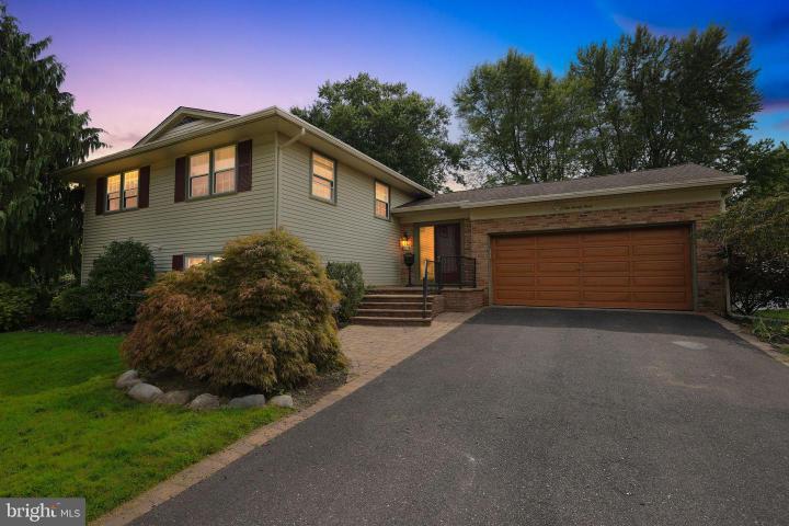 Photo of 223 St David Drive
