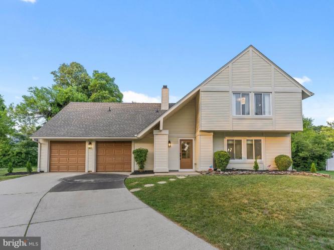 Photo of 4 Brower Court, Marlton NJ