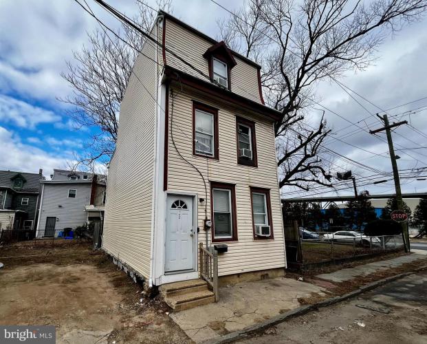 Photo of 235 N Willow Avenue, Gloucester City NJ