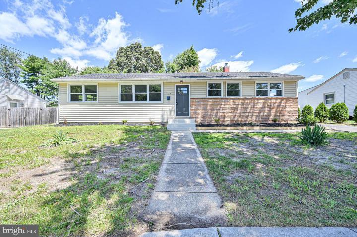Photo of 729 Bentley Road, Lindenwold NJ