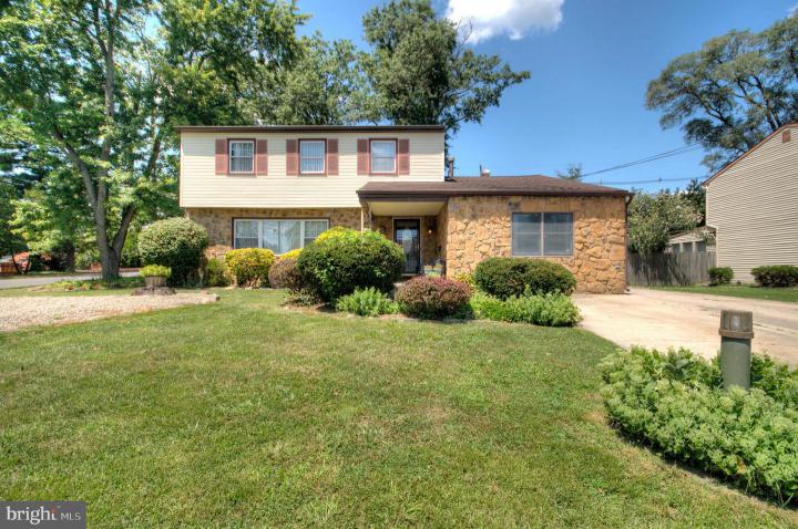 Photo of 2 Clark Drive, Barrington NJ
