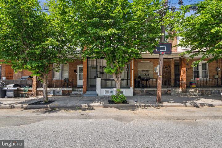 Photo of 1613 Louis Street