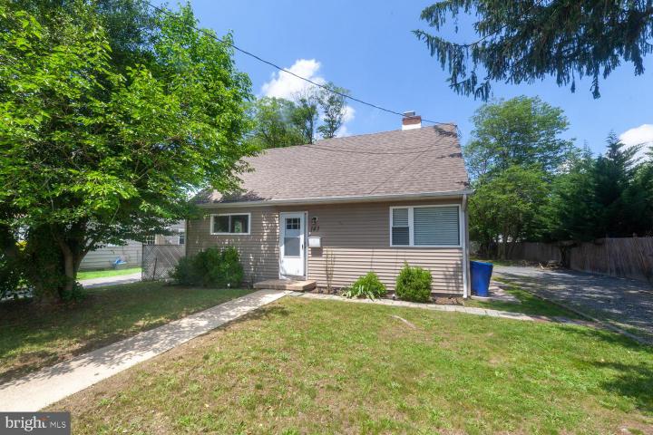 Photo of 143 W Gloucester Pike, Barrington NJ