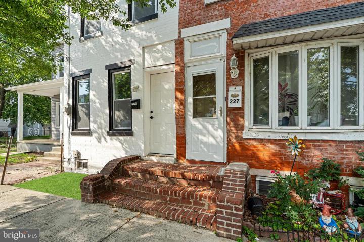 Photo of 225 Market Street, Gloucester City NJ
