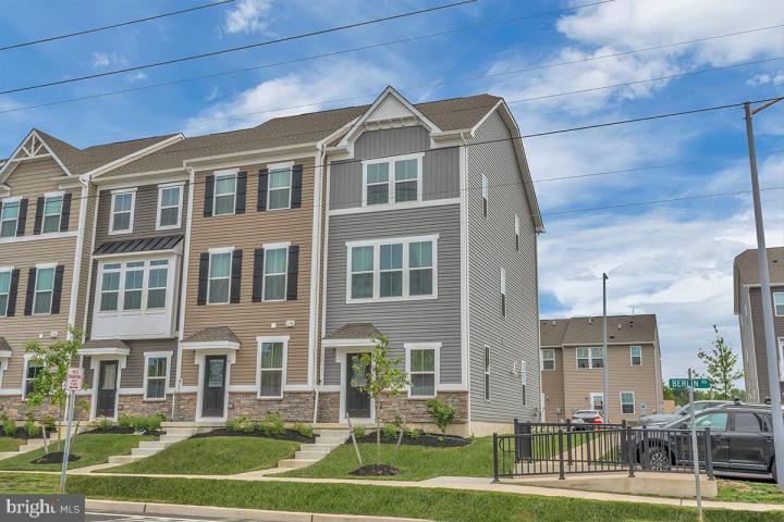 Photo of 7 Sidney Lane, Stratford NJ