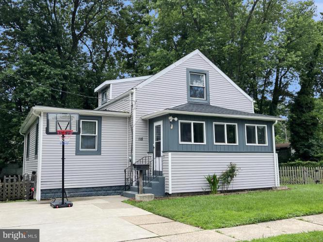 Photo of 118 1st Avenue, Lindenwold NJ