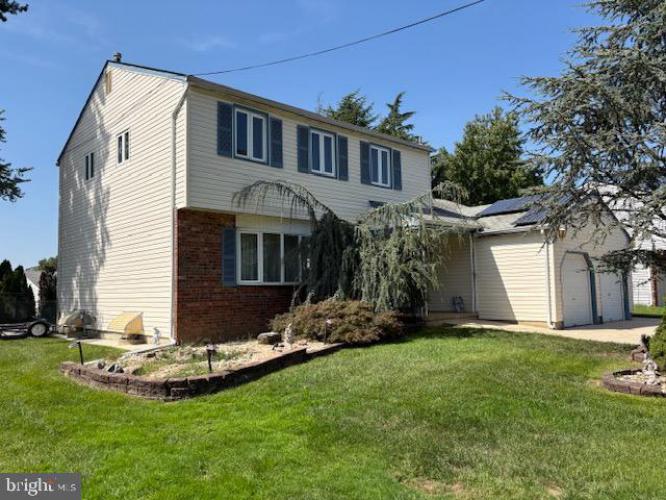 Photo of 30 Springlane Drive, Blackwood NJ