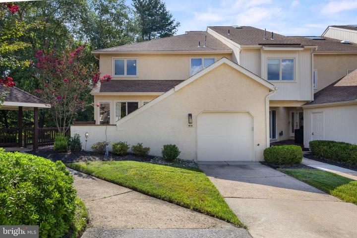 Photo of 1608 Chanticleer