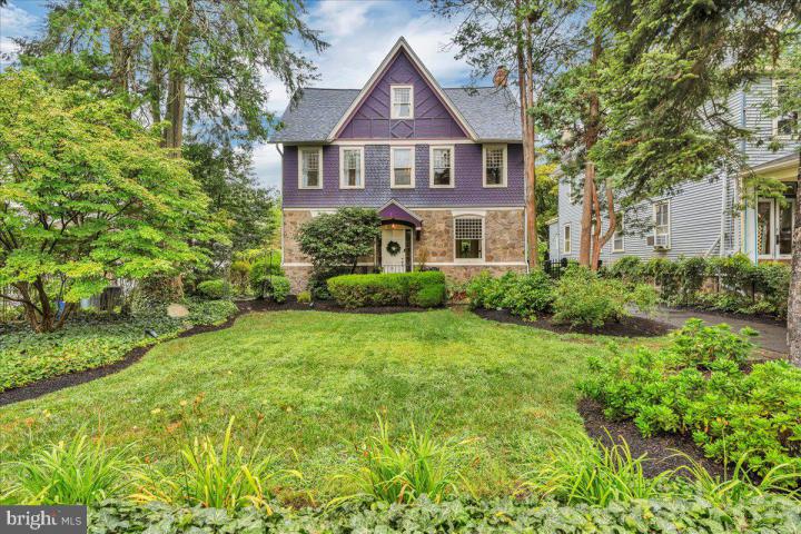 Photo of 15 W Walnut Avenue, Merchantville NJ