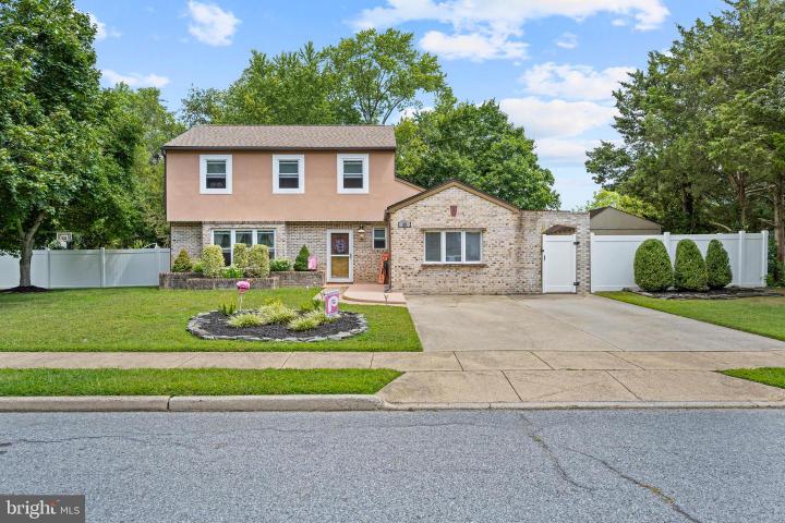 Photo of 28 Loretta Boulevard, Sicklerville NJ