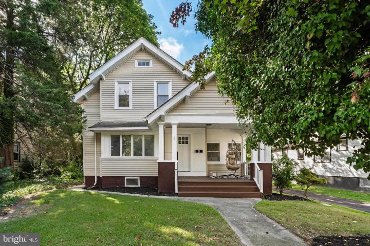 Photo of 4 E Haddon Avenue