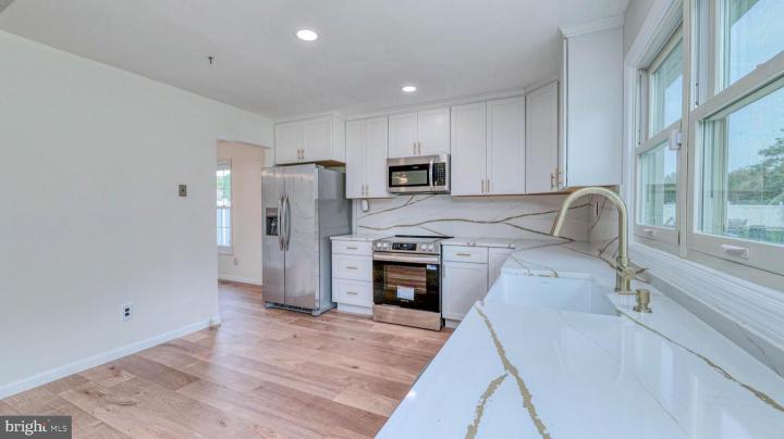 Photo of 137 Arbor Meadow Drive, Sicklerville NJ