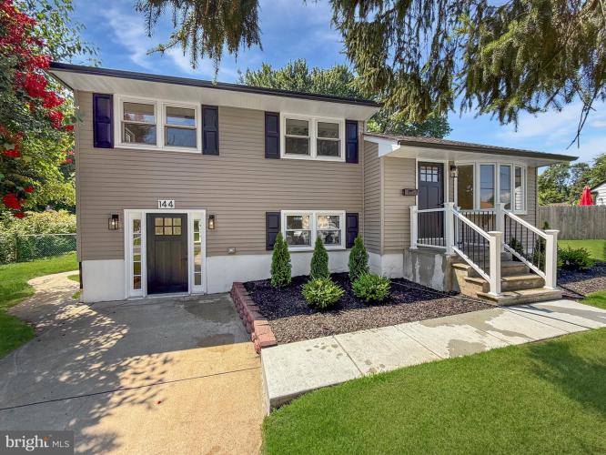 Photo of 144 Edwards Drive, Gloucester City NJ