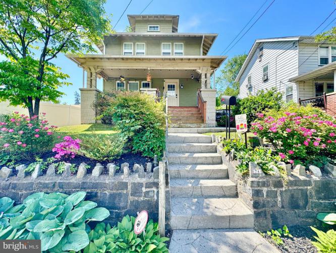 Photo of 74 E Buckingham Avenue, Mount Ephraim NJ