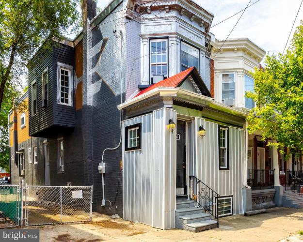 Photo of 424 State Street