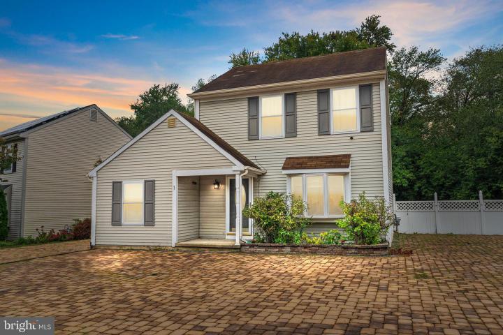 Photo of 1 Woodhaven Way, Sicklerville NJ
