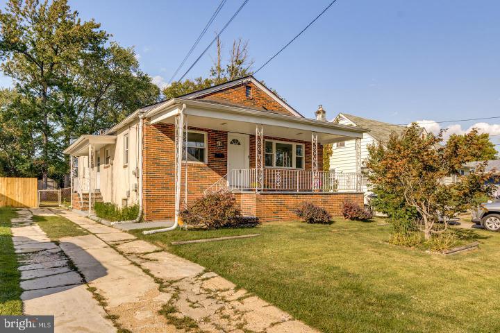 Photo of 313 E Washington Avenue