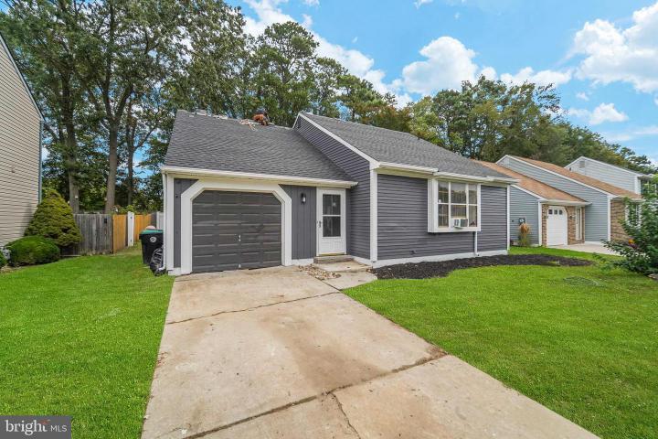 Photo of 31 Acorn Court, Sicklerville NJ