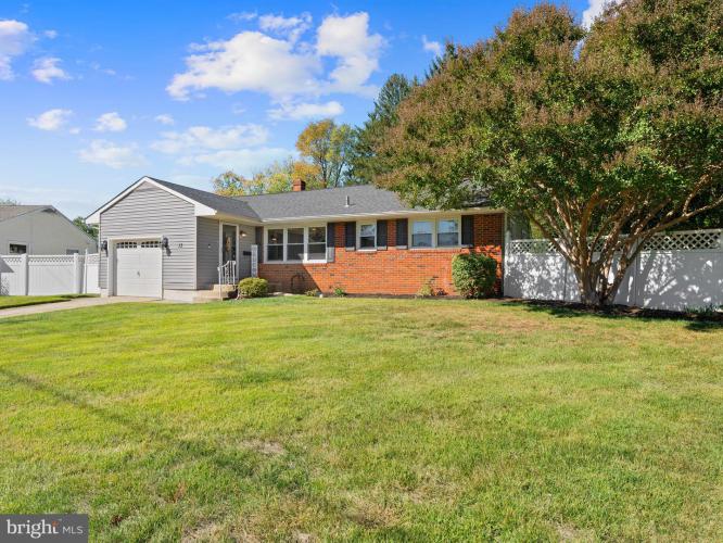 Photo of 13 Malibu Drive