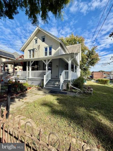 Photo of 122 Cooper Avenue, Woodlynne NJ