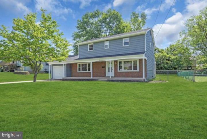 Photo of 414 Lavender Hill Dr, Cherry Hill NJ