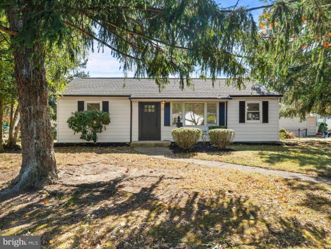 Photo of 10 Duke Avenue, Stratford NJ