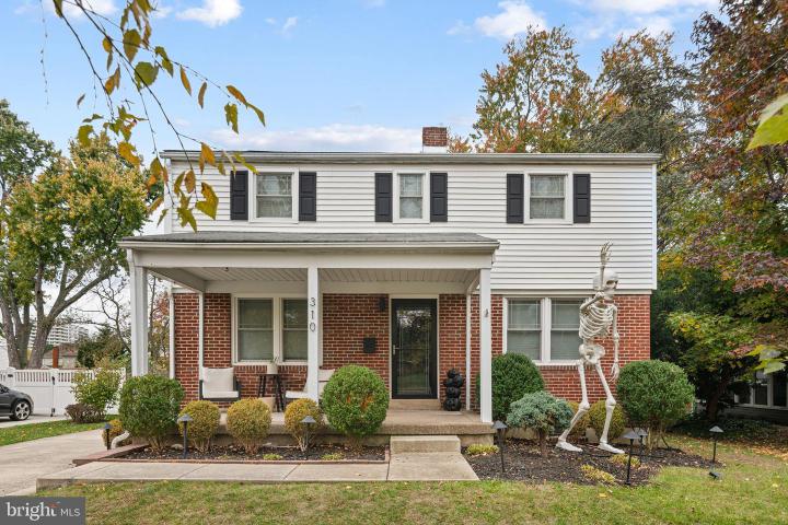 Photo of 310 Briarwood Avenue, Haddonfield NJ