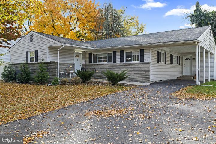 Photo of 328 Browning Lane, Cherry Hill NJ