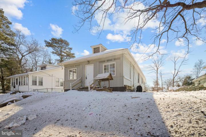 Photo of 542 Berlin Road