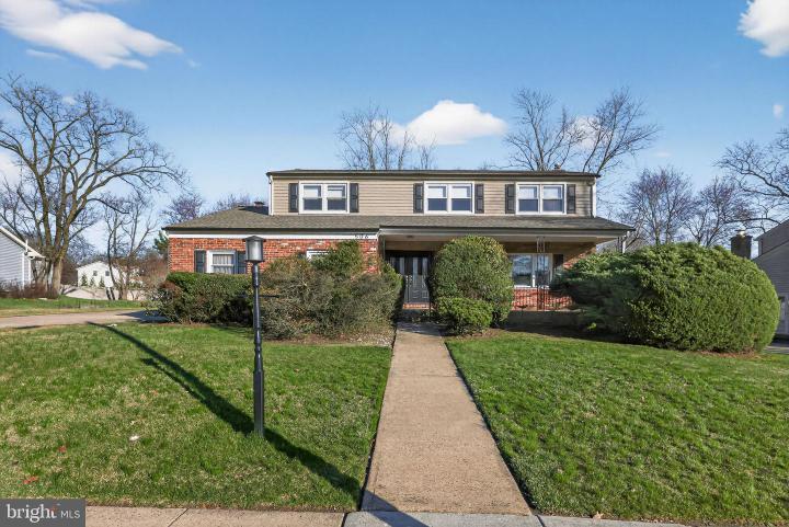 Photo of 506 Queen Anne Road