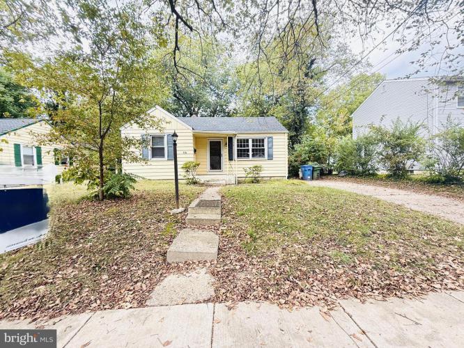 Photo of 115 Edison Road, Cherry Hill NJ