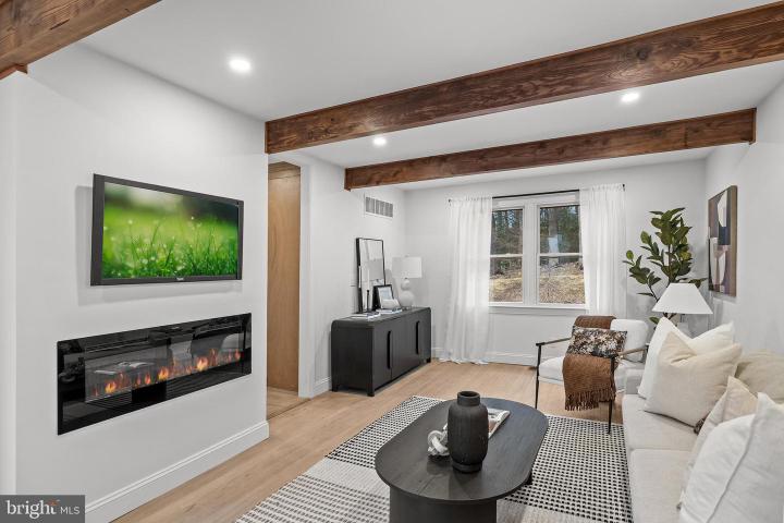 Photo of 1752 Lark Lane