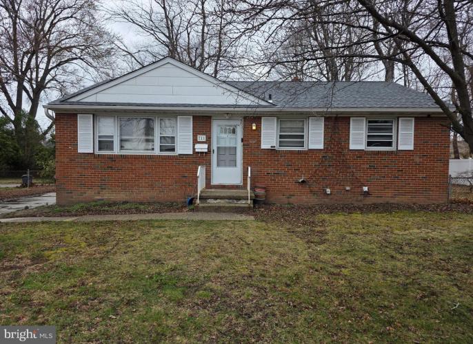 Photo of 711 W Madison Avenue