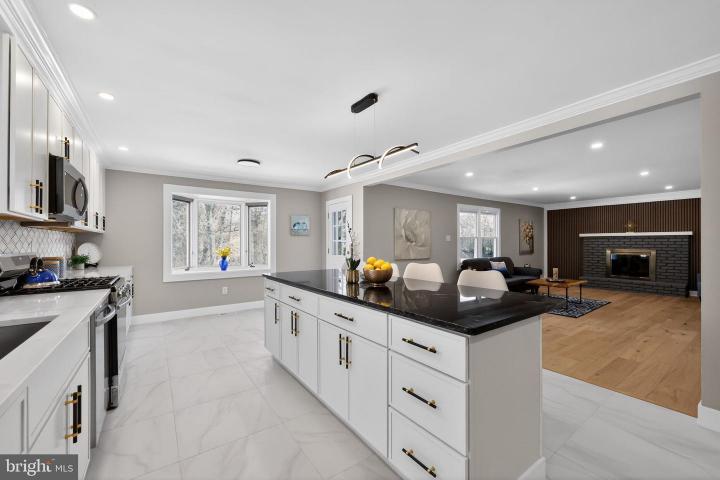 Photo of 1225 Cardinal Lake Drive