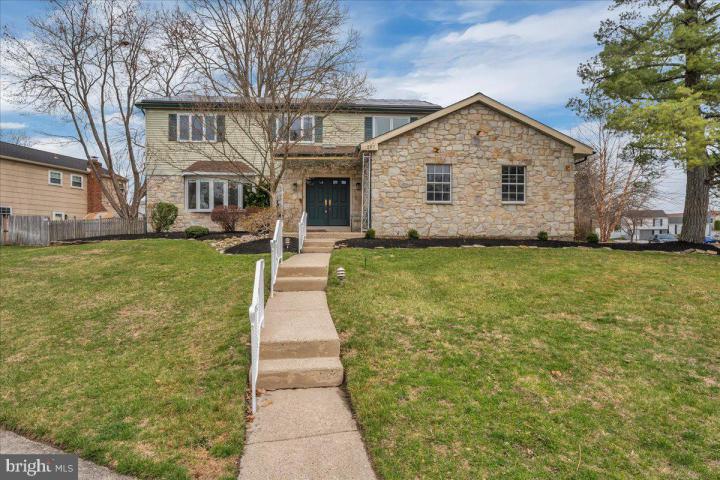 Photo of 227 Nathaniel Avenue